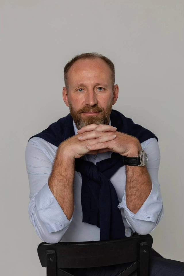 Владислав Олегович Володин, директор агентства недвижимости Итака